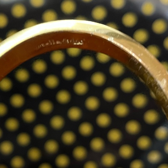 Stella & Dot Lindsay Ivory Enamel Bangle Bracelet - Picture 11 of 12